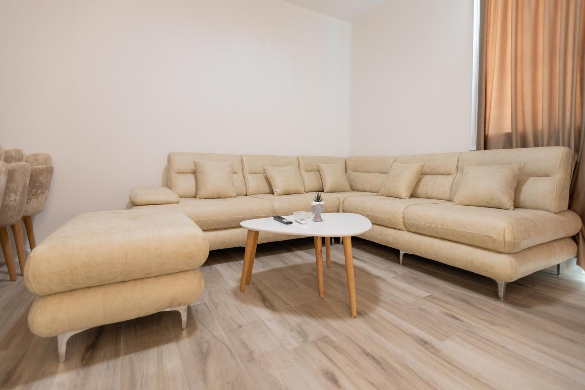 Zani'S Villa Vlore Bagian luar foto